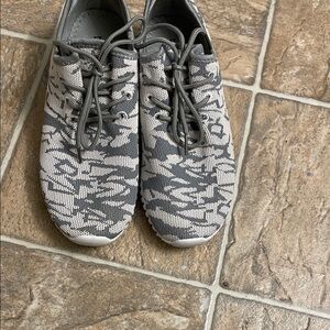 Gray Patterned Women’s Shoes